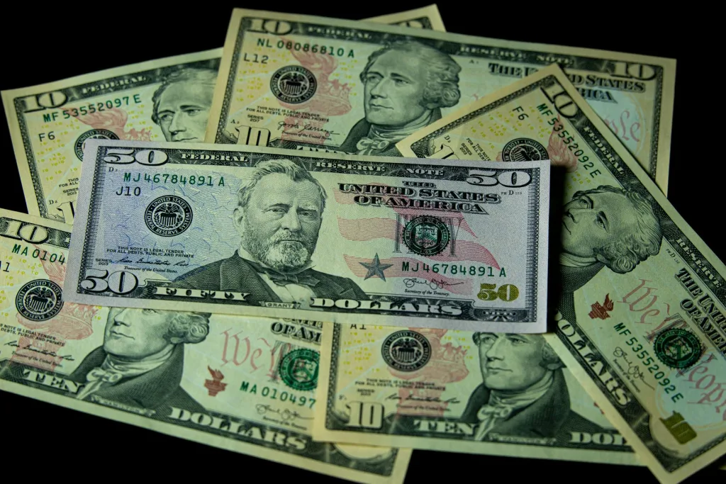 Best Small Business Grants in Canada 2026: Free Money You Don't Repay