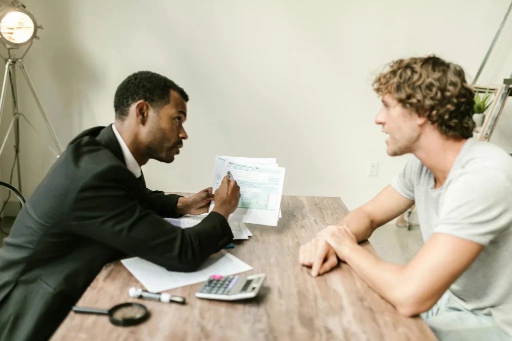 How to Become a Financial Advisor in Canada 2026: CSC vs IFIC