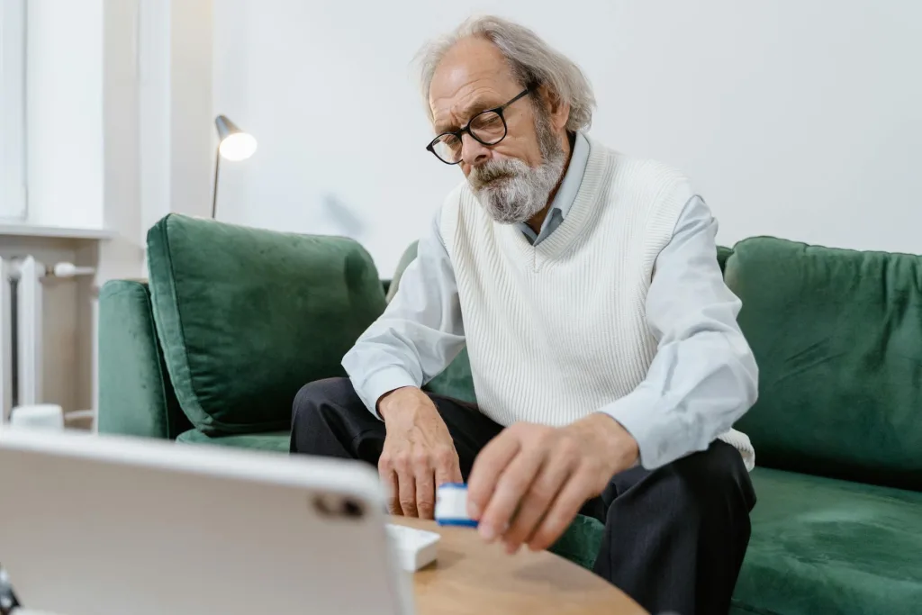 Online Hair Loss Treatment in Canada 2026: Finasteride and Minoxidil Subscriptions