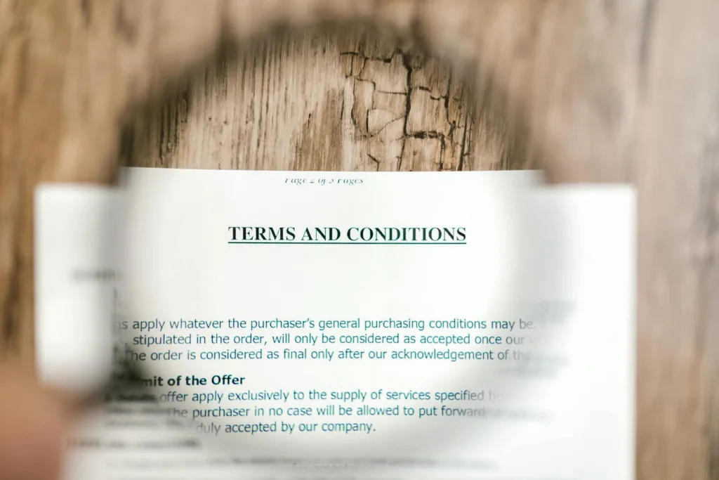 Shareholder Agreements in Canada 2026: Clauses Your Business Lawyer Will Insist On